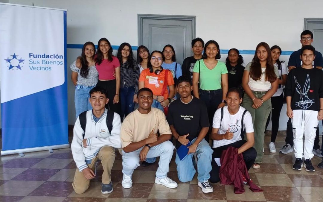 La Fundación Banco General organizó talleres de crecimiento personal para becados